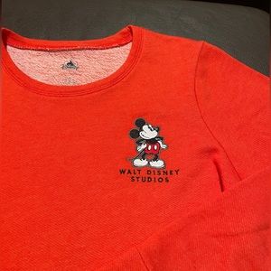Walt Disney Studio Orange Sweatshirt Lady’s XL